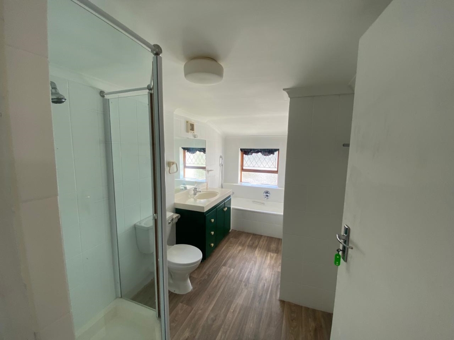 To Let 3 Bedroom Property for Rent in Fish Hoek Western Cape
